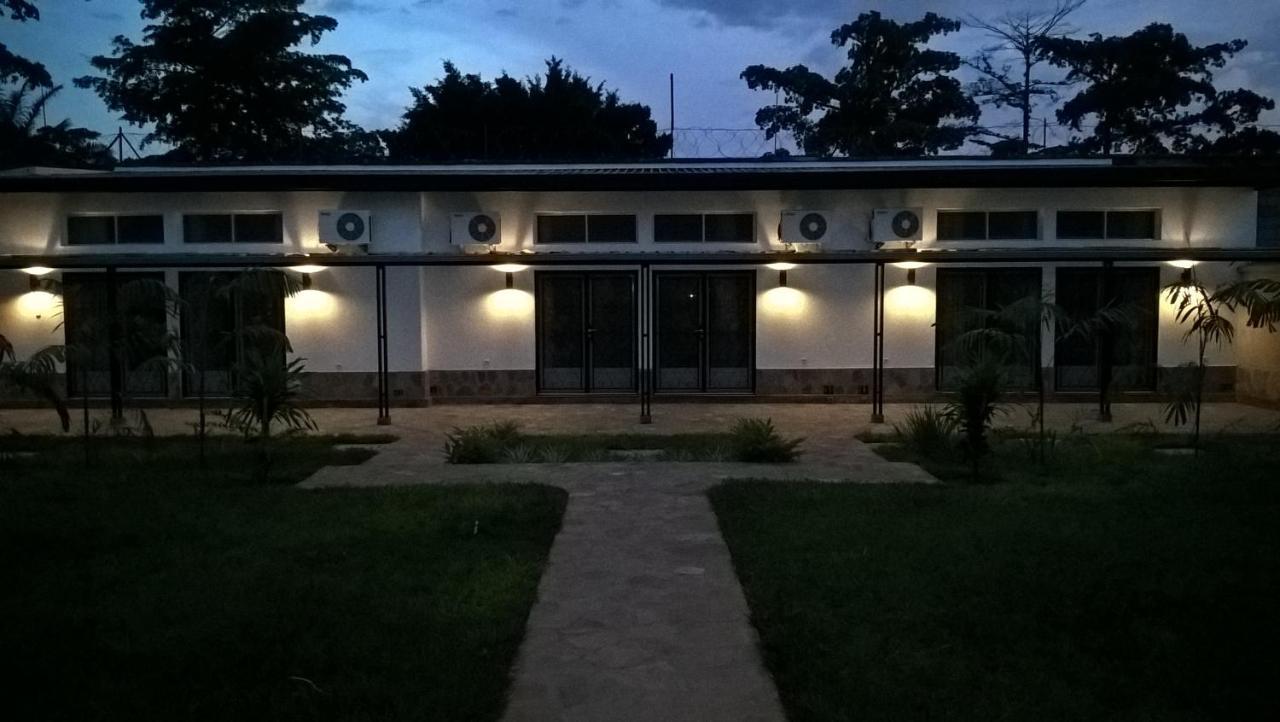 Urban Lodge Бужумбура Экстерьер фото