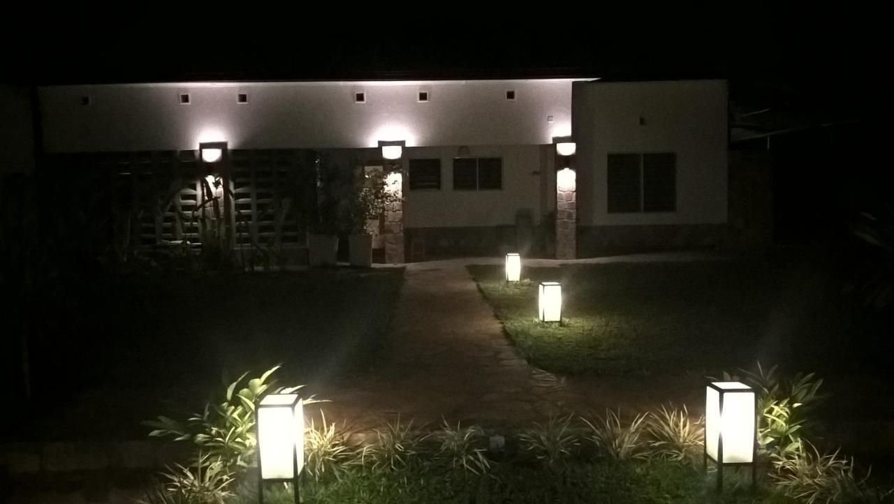Urban Lodge Бужумбура Экстерьер фото